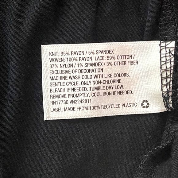 Knox Rose | Black Floral Embroidered Peasant Top | Large - Picture 9 of 9